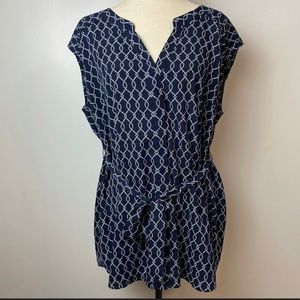 Abstract navy blue and white print maternity top